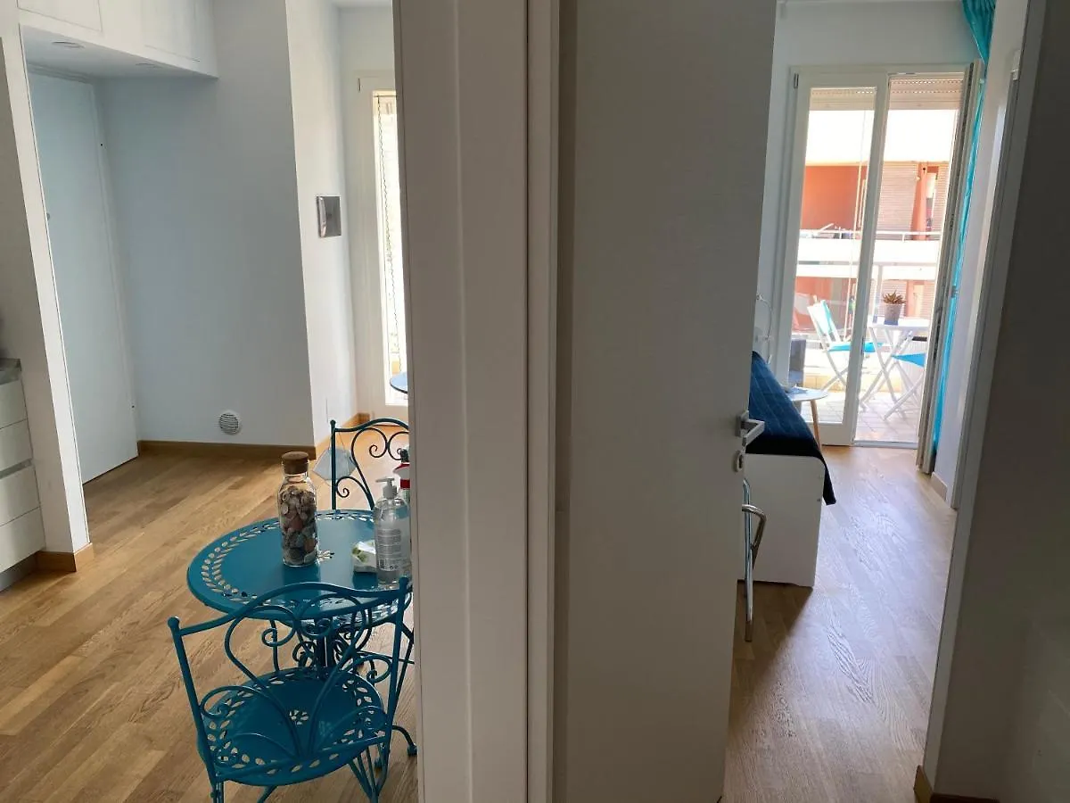 Blue Sea Rooms Apartment 칼리아리 게스트하우스