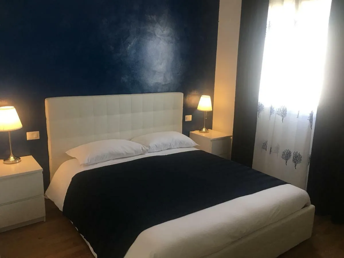 게스트하우스 Blue Sea Rooms Apartment 칼리아리 이탈리아