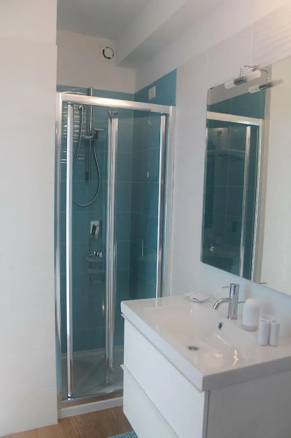 Blue Sea Rooms Apartment 칼리아리
